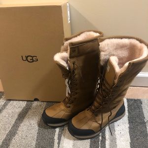 New Ugg Adirondack Winter Boots Tall III Brown Fur Size 8.5
